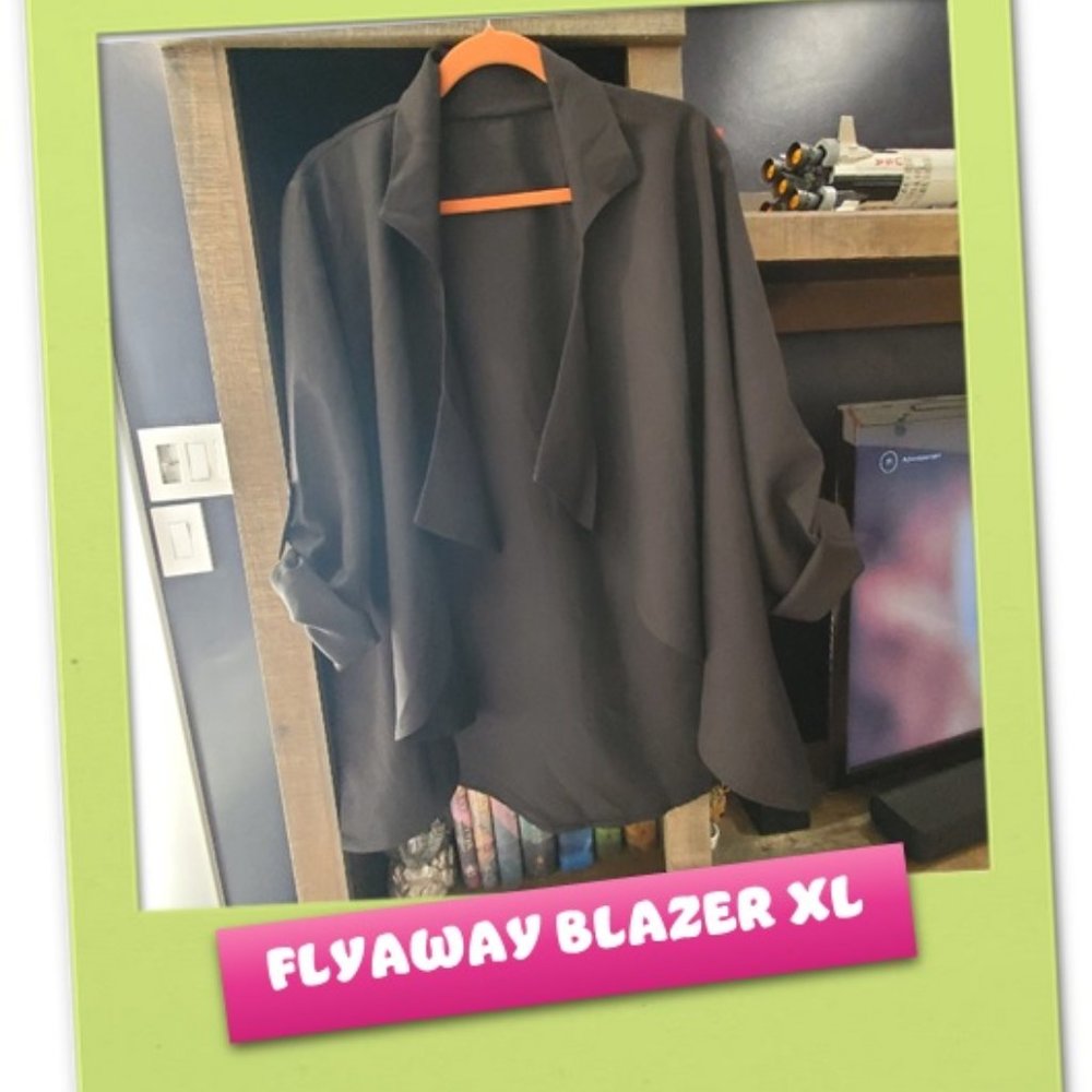 Flyaway Blazer